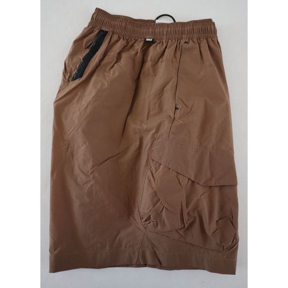 Nike DM6484 Men Sz XL Brown Sportswear Tech Essentials Woven Utility Shorts $100 - Picture 7 of 9